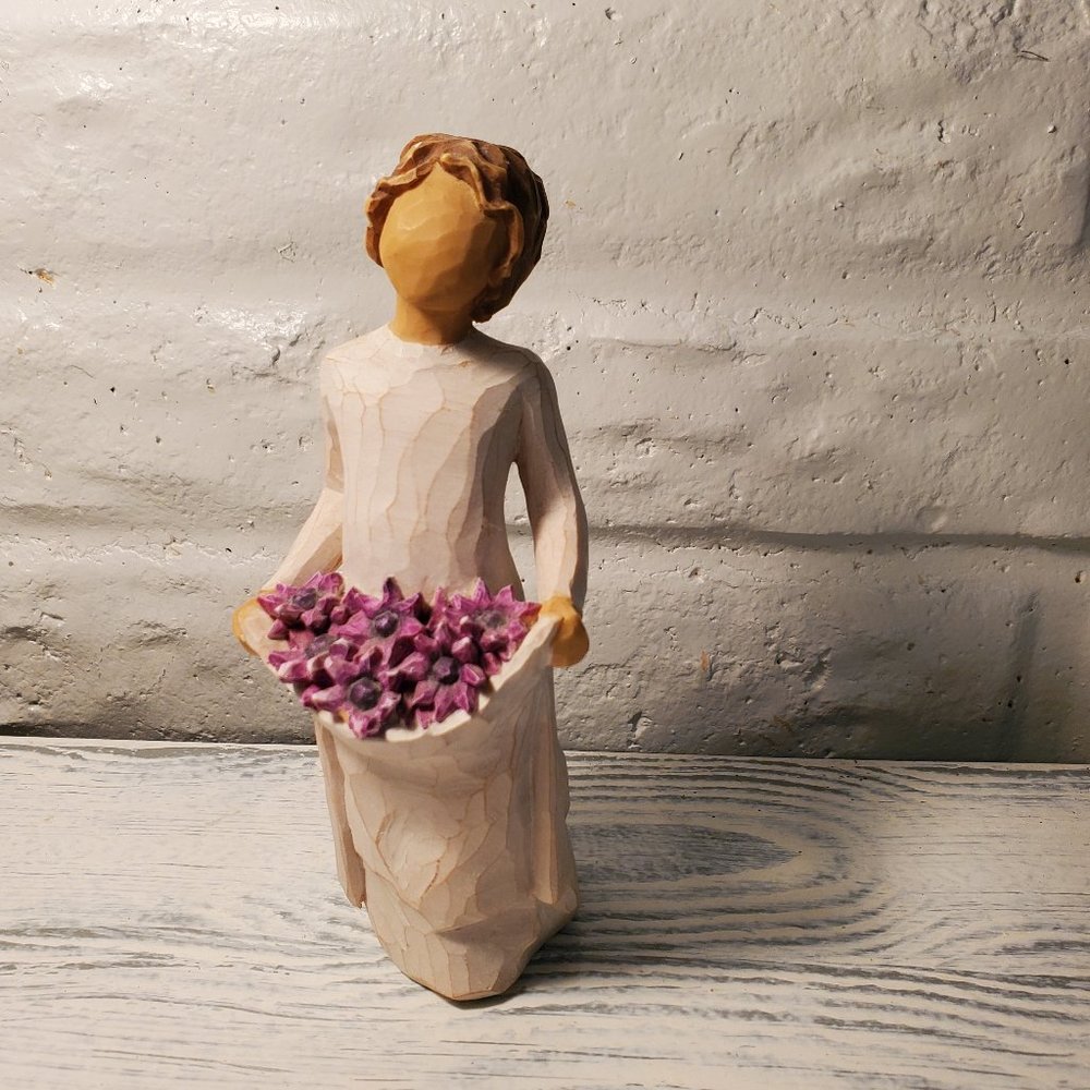 Willow Tree Simple Joys Sculpted Hand-Painted Figure Girl With Flowers 2013